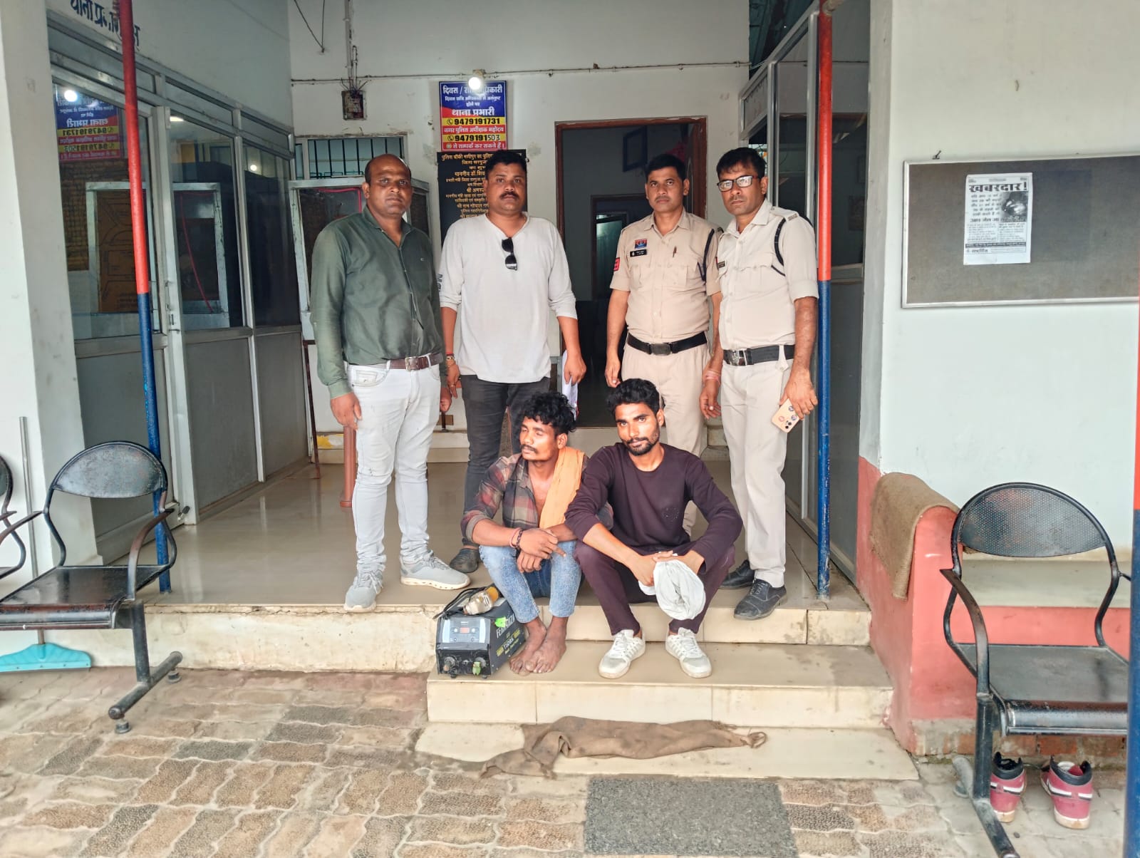 बॉडी रिपेयर शॉप से चोरी के मामले मे 02 आरोपी गिरफ्तार