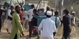 बांग्लादेश में चुनाव से पहले हिंसा बढ़ी,11 लोगों की मौत और सैकड़ों नागरिक हुए घायल