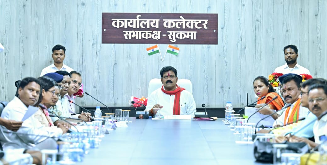 उप मुख्यमंत्री विजय शर्मा ने की नियद नेल्ला नार की गहन समीक्षा