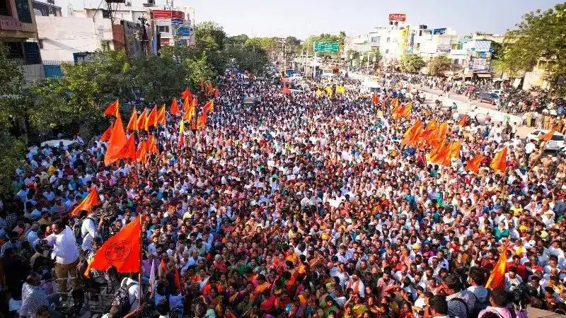 प्राचीन मुरुगन मंदिर को वक्फ को देने की मांग..सड़कों पर घमासान