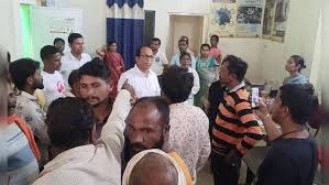  सीएमएचओ ने दिया ऐसा बयान की मच गया बवाल!इसे शराब में मिलाकर...