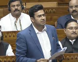 BJP सांसद तेजस्वी सूर्या का कांग्रेस पर संविधान की आत्मा पर हमला करने का आरोप