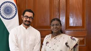 आमिर खान सितारे जमीन पर को लेकर चर्चा में अभिनेता ने राष्ट्रपति द्रौपदी मुर्मू से की मुलाकात 