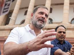 राहुल गांधी ने चुनाव आयोग पर लगाए गंभीर आरोप, बोले-हमारे पास एटम बम की तरह सबूत