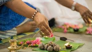 पितृ पक्ष में जरुर करें इन मंत्रों  का जप,जीवन की हर परेशानी होगी दूर