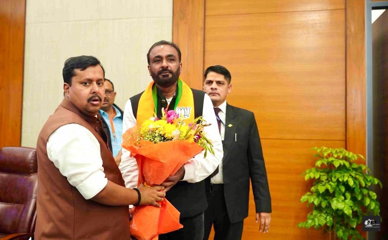 पूर्व नपा अध्यक्ष गफ्फू मेमन ने नई दिल्ली में बीजेपी के नए राष्ट्रीय अध्यक्ष नितिन नबीन से मुलाकात की बधाई