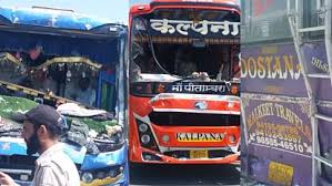  अमरनाथ जा रहे श्रद्धालुओं के साथ बड़ा हादसा,तीन बसों की आपस में हुई टक्कर..10 श्रद्धालु घायल