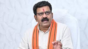 नक्सलवाद पर डिप्टी सीएम विजय शर्मा बोले -जंगल में आईडी सबसे बड़ा चैलेंज, इसके बाद भी जवान कर रहे ऑपरेशन