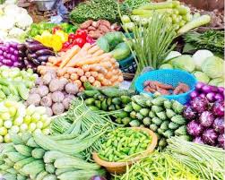 मूसलधार बारिश का असर अब रसोई तक पहुंचा,सब्जियों के दाम तिगुने..आम जनता परेशान 