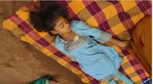 बलरामपुर में सातवीं कक्षा की छात्रा की मौत,स्कूल के गंदे पानी से कई बच्चे बीमार पड़े