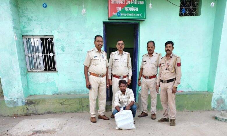 बरपाली में आबकारी विभाग की कार्रवाई,14 लीटर अवैध शराब जब्त, आरोपी जेल भेजा गया