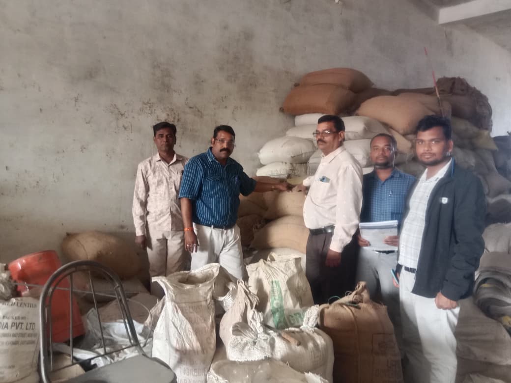 बलौदाबाजार जिले में 345 कट्टा धान जब्त