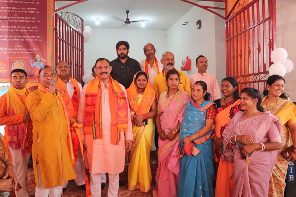 चनवारीडाँड़ के श्री सिद्ध हनुमान मंदिर में जन्मोत्सव मनाया गया , मंत्री श्याम बिहारी जायसवाल हुए शामिल