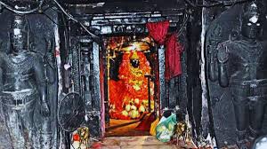 आज से चैत्र नवरात्र शुरू,मां दंतेश्वरी मंदिर में 6 हजार आस्था के ज्योत जलाए गए