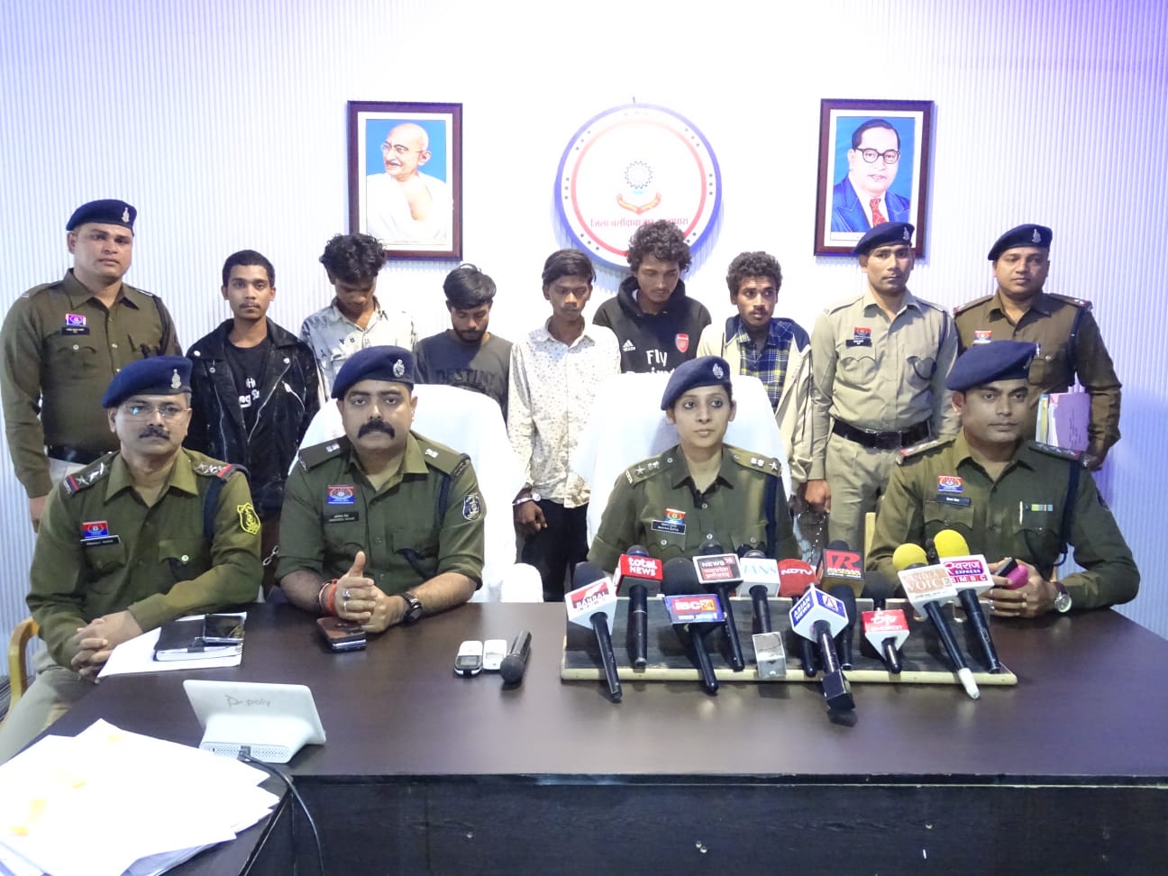 जिले में लूट–चाकूबाजी की सिलसिलेवार वारदातों का पुलिस ने किया पर्दाफाश
