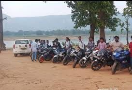 बाइकर्स ऑफ जशपुर गैंग पर SSP शशि मोहन सिंह एवं टीम ने किया सर्जिकल स्ट्राईक, दो नाबालिग समेत 17 पकड़ाए