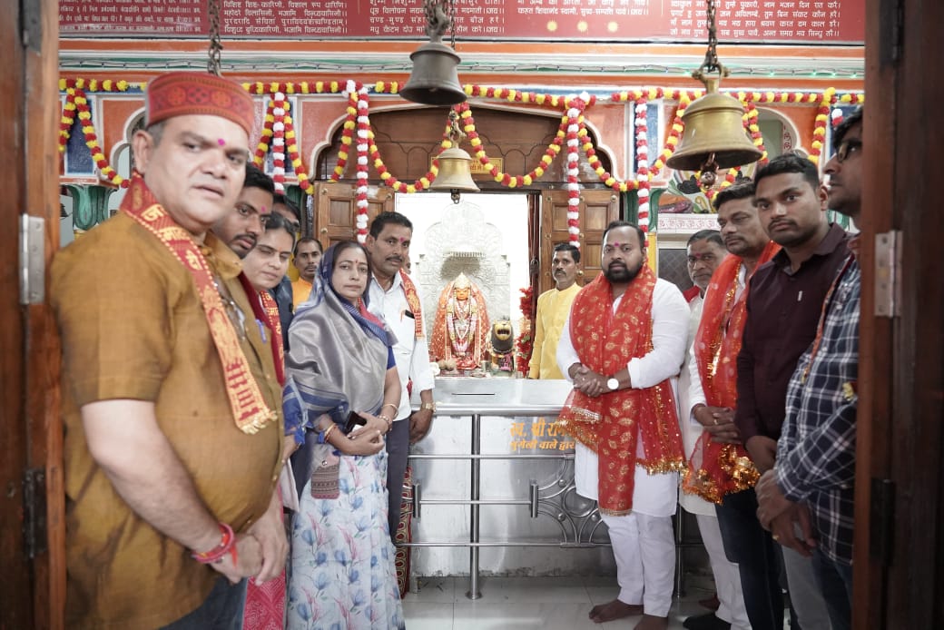 माँ महामाया धाम बुचीपुर पहुचे विधायक दीपेश साहू, मातारानी की पूजा अर्चना कर लिया आशीर्वाद