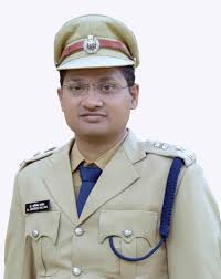 वायरल एसपी के तौर पर चर्चित पुलिस अधिकारी,सीबीआई ने इस वजह से मारी रेड 