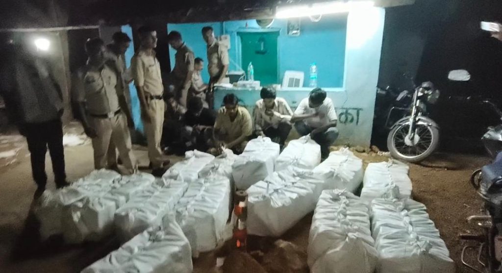 श्यामतराई नाके पर गांजा तस्करों की ‘सप्लाई चेन’ ध्वस्त, 400 किलो से ज्यादा माल संग 5 आरोपी गिरफ्तार