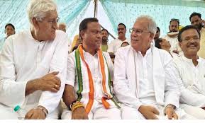 आर्म्स एक्ट केस पर कांग्रेस का बड़ा प्रदर्शन खत्म, प्रशासन के आश्वासन पर माने दीपक बैज और टीएस सिंहदेव