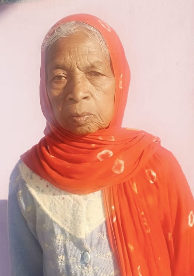 एग्रीस्टेक पंजीयन में बड़ी लापरवाही उजागर: कामराज की वृद्ध आदिवासी महिला किसान की 17 एकड़ जमीन की पंजीयन किसी और के नाम दर्ज