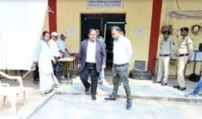 आगामी लोकसभा चुनाव में उपयोग होने वाले ईवीएम और वीवीपीएटी मशीनों का फर्स्ट लेवल चेकिंग जारी