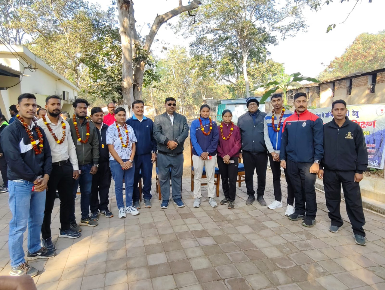 चयनित अग्निवीरों एवं अभ्यर्थियों का शिक्षा मंत्री गजेन्द्र यादव ने किया सम्मान