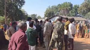  छत्तीसगढ़ में फिर मचा बवाल, धर्मांतरित परिवार के घरों पर हमला