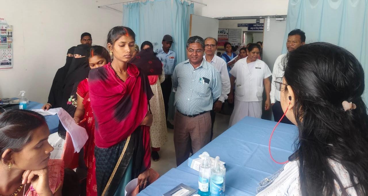 सीएमएचओ ने किया जिला चिकित्सालय का निरीक्षण दिए आवश्यक निर्देश