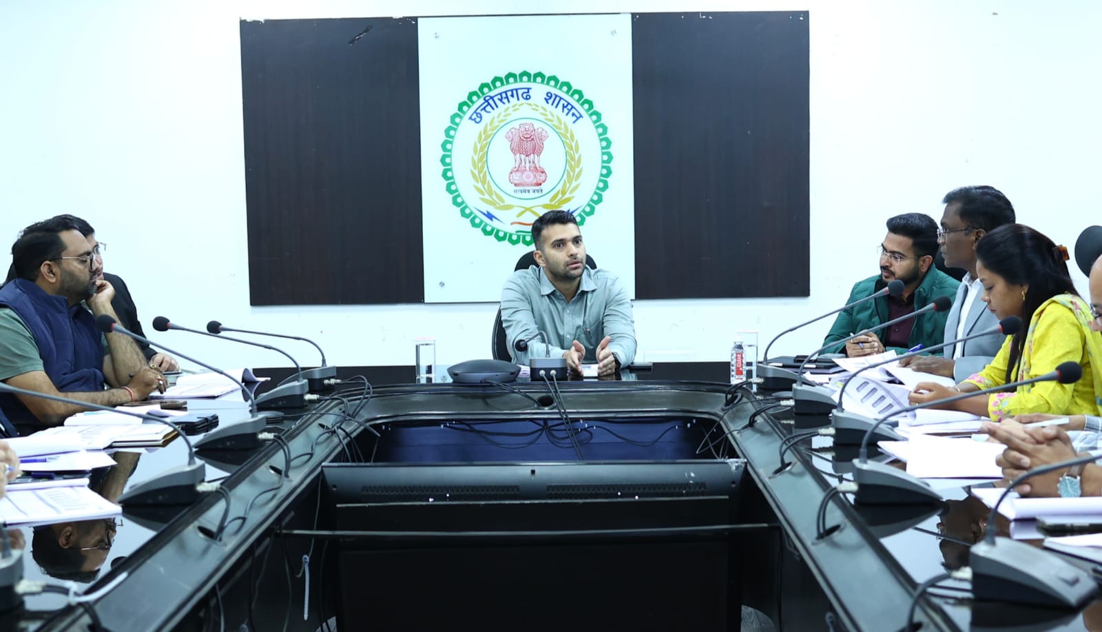 आम नागरिकों को बेहतर स्वास्थ्य सुविधाएं उपलब्ध कराना सर्वोच्च प्राथमिकता-कलेक्टर