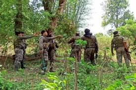 बीजापुर में सुरक्षा बलों और माओवादियों के बीच मुठभेड़,छह माओवादी ढेर 