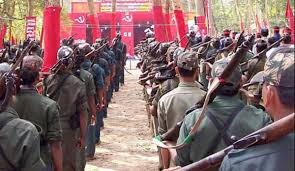 बस्तर में ऐतिहासिक बदलाव,10 माओवादी कैडर आत्मसमर्पण,33 लाख के इनामी भी शामिल