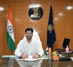 डायरिया के बढ़ते मामलों को देखते हुए जिला कलेक्टर दीपक सोनी ने अस्पताल पहुंचकर किया निरीक्षण 