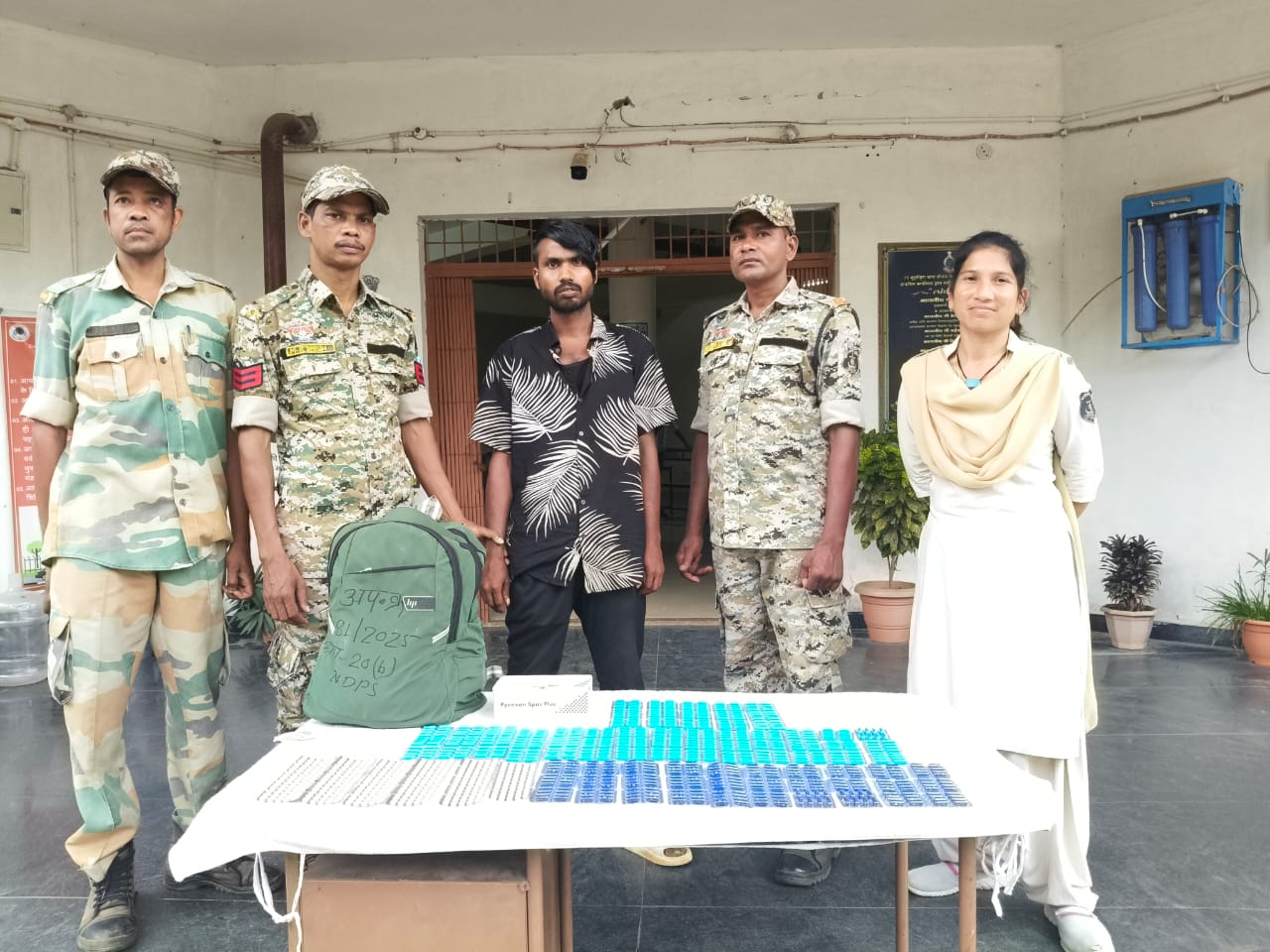 नशीली दवाओं के साथ हनी सिंह गिरफ्तार, पुलिस की बड़ी कार्रवाई