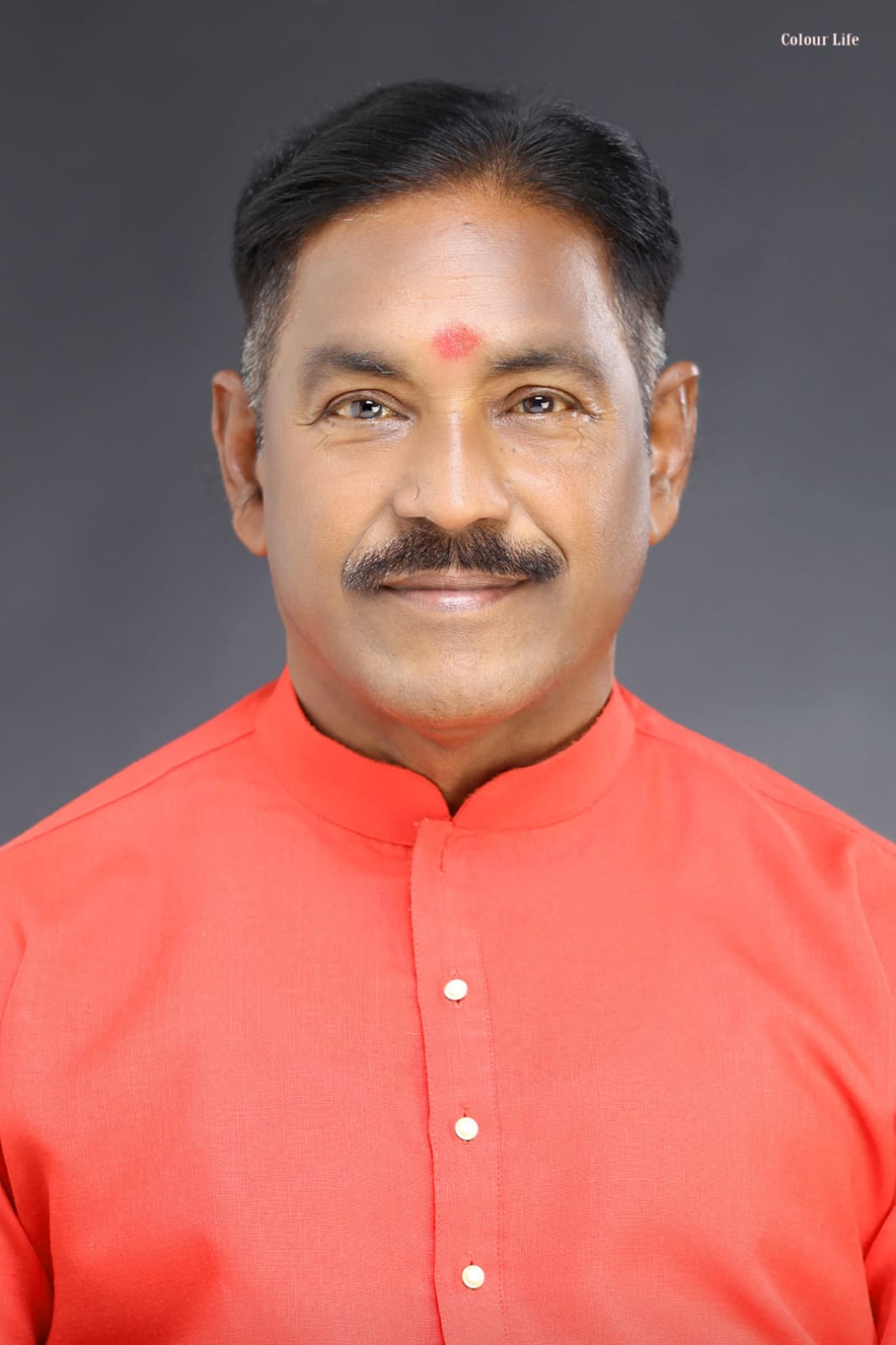 प्रधानमंत्री आवास में कार्य करने वाले आधिकारिक कर्मचारी अपनी रवैया ठीक करें  : शिव वर्मा