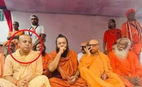 इस्कॉन बांग्लादेश के चिन्मय प्रभु गिरफ्तार,देशद्रोह का भी केस दर्ज 