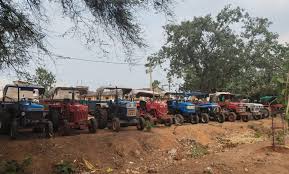 अवैध खनन पर बड़ी कार्रवाई, 11 वाहन जब्त