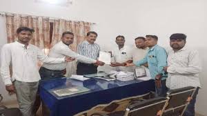 अंतर्राष्ट्रीय योग दिवस पर आपत्तिजनक गाने जीना हे ता पीना हे… पर योग कराने का मामला, कांग्रेस ने SDM से की शिकायत