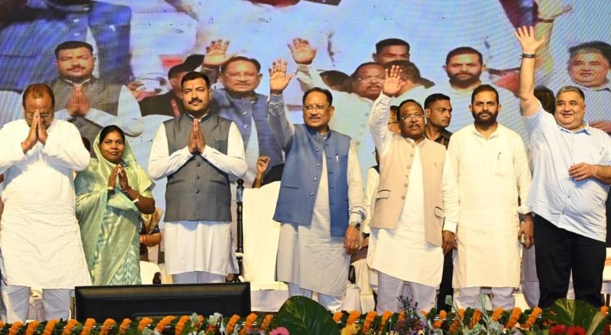 रामगढ़ महोत्सव में CM साय का बड़ा ऐलान: ऐतिहासिक धरोहरों को मिलेगी विश्वस्तरीय पहचान, हर साल होगा भव्य आयोजन