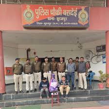 सूरजपुर में कार से 10 किलो गांजा जब्त:पुलिस ने 2 तस्करों को किया गिरफ्तार