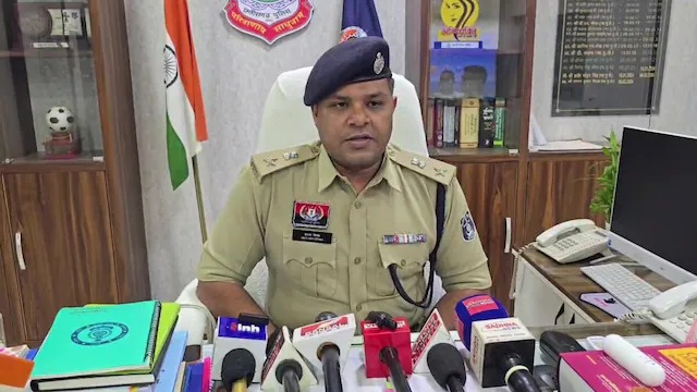 बस्तर पुलिस में करोड़ों का वेतन घोटाला! सॉफ्ट कॉपी एडिट कर बढ़ाते थे सैलरी, 3 कर्मचारी गिरफ्तार