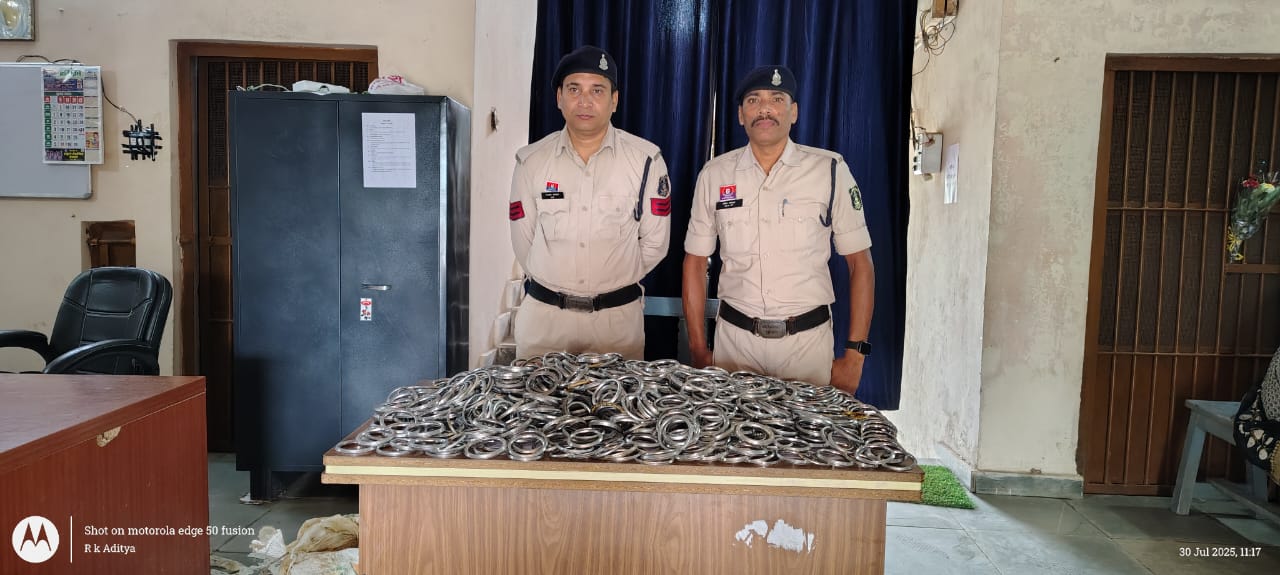 नागपंचमी के अवसर पर पोड़ीदलहा मेले में अपराधों की रोकथाम हेतु पुलिस ने की  सख्त कार्रवाई