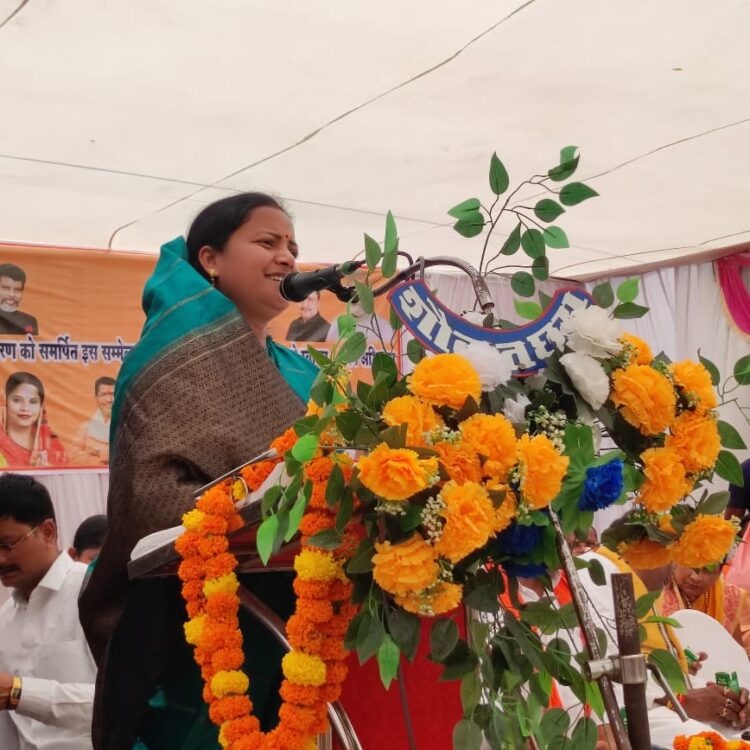 लक्ष्मी राजवाड़े का बड़ा हमला: महिला आरक्षण रोकना महिलाओं के सम्मान पर चोट