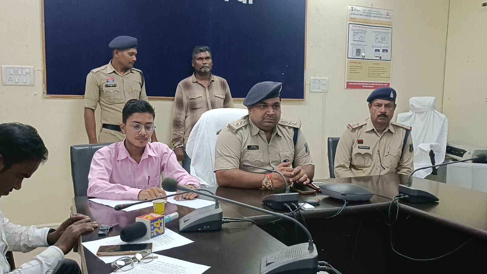 धान खरीदी में अनियमितता: तरवरपुर खरीदी प्रभारी पर एफआईआर दर्ज