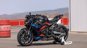 BMW M 1000 R भारत में लॉन्च: जानें इंजन की ताकत और कीमत
