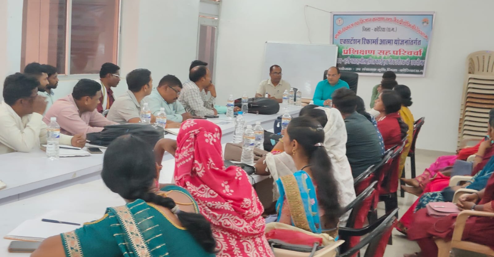 रासायनिक खाद पर निर्भरता कम करने हरी खाद और नील-हरित काई को बढ़ावा