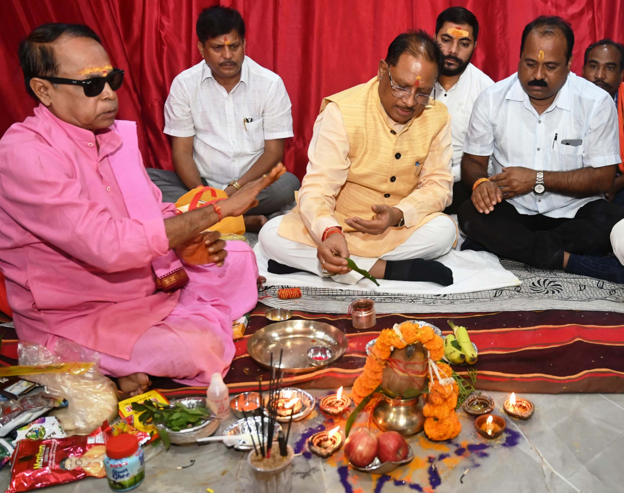 मुख्यमंत्री ने बगिया में किया तीन विद्युत केन्द्र का लोकार्पण