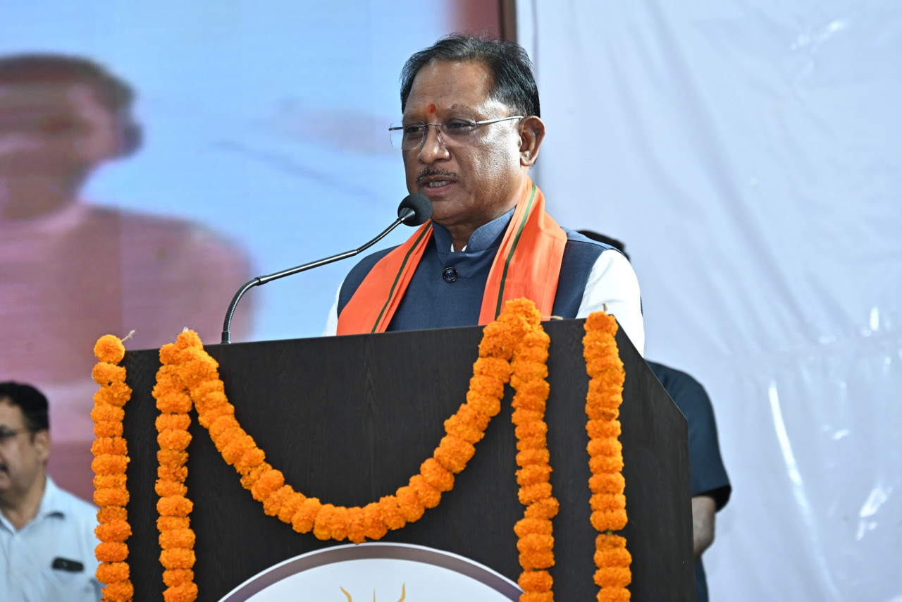  मुख्यमंत्री साय को बस्तर के ऐतिहासिक गोंचा महापर्व का आमंत्रण : तुपकी भेंट कर किया गया सम्मान