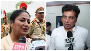 जनसुनवाई के दौरान दिल्ली CM पर हमला,विपक्ष ने कसा तंज-जब यहां मुख्यमंत्री ही सुरक्षित नहीं तो...