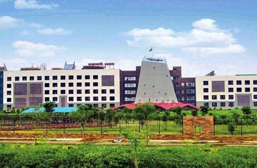 छत्तीसगढ़ सरकार का बड़ा फैसला :  हाई और हायर सेकेण्डरी स्कूलों के प्राचार्य होंगे शाला प्रबंधन समिति के प्रभारी अध्यक्ष, आदेश जारी 
